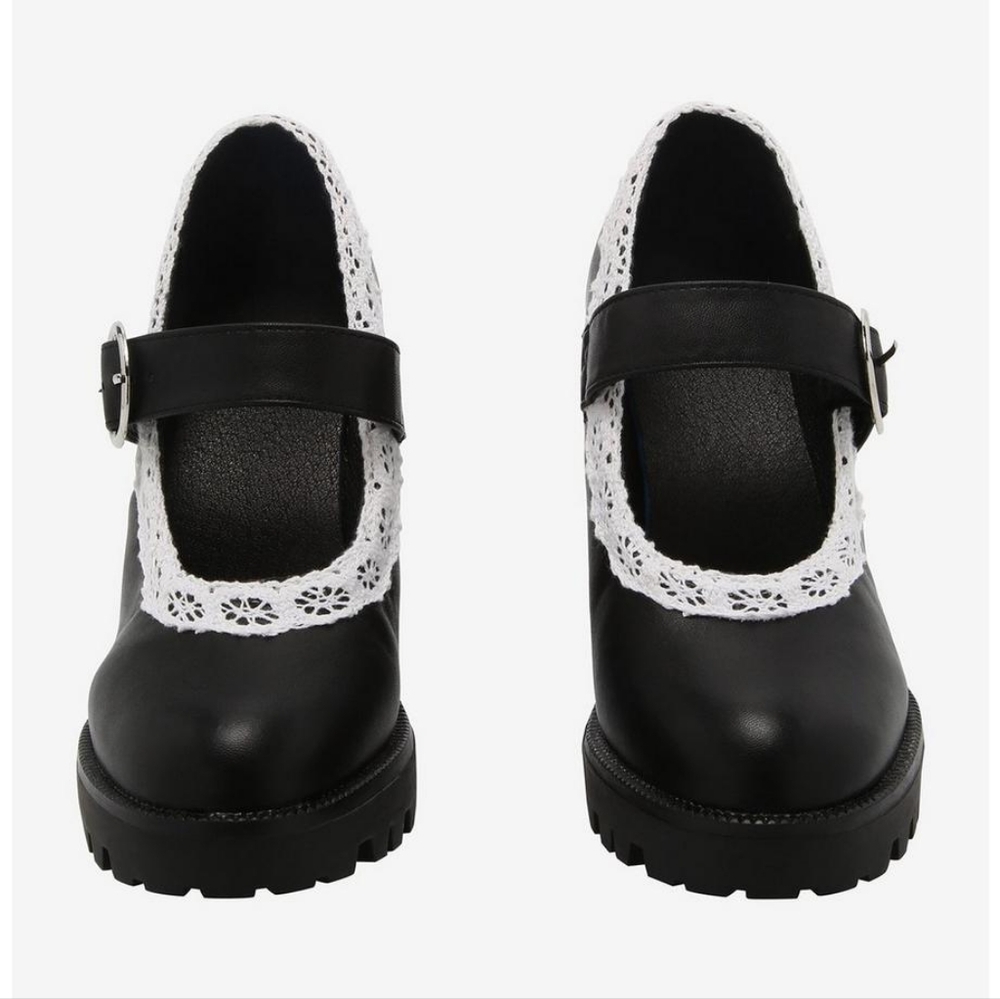 Hot Topic Mary Jane Shoes